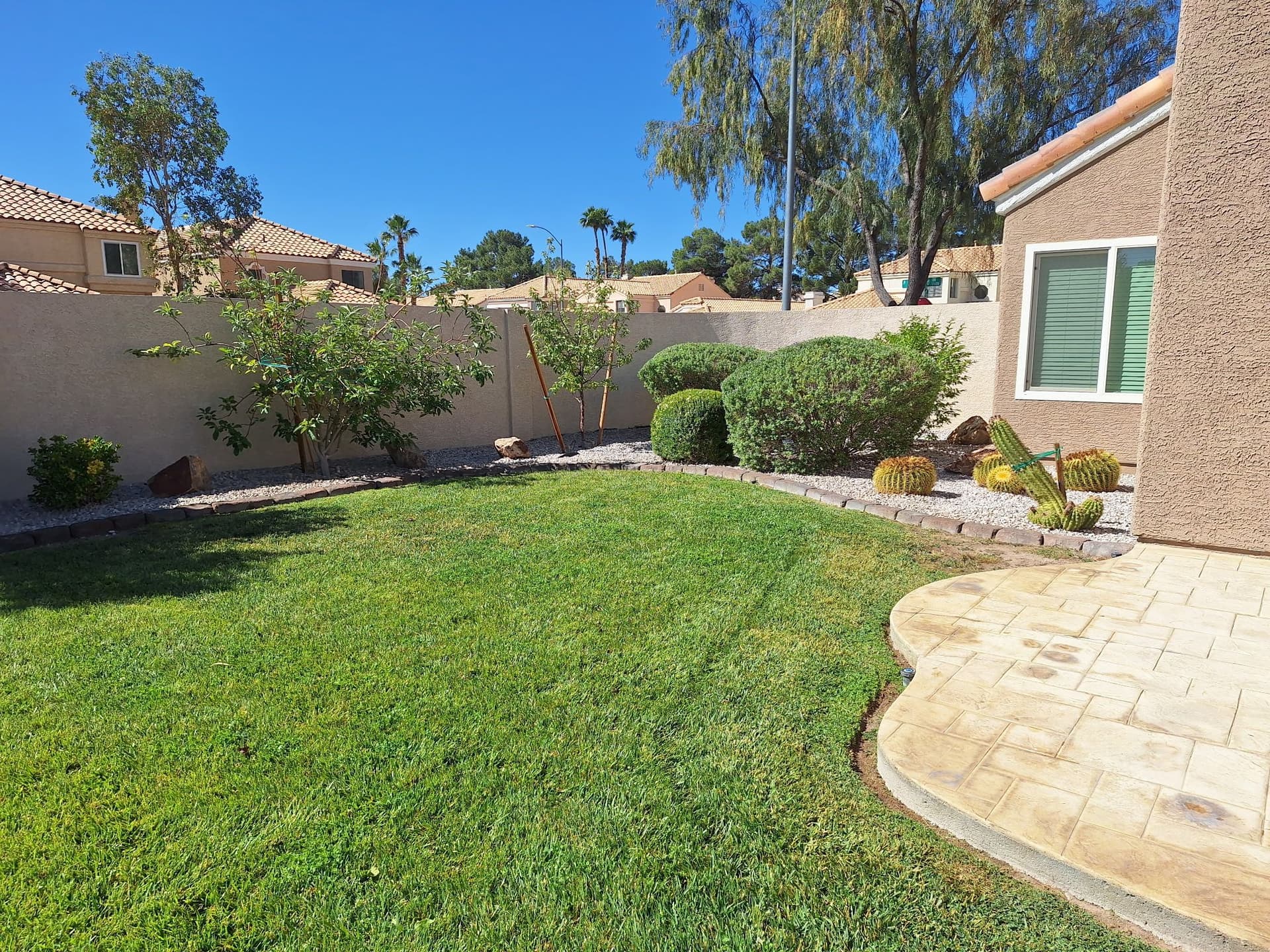 Gallery photos for Weekly Lawn and Landscape Maintenance That Actually Shows: Image #4
