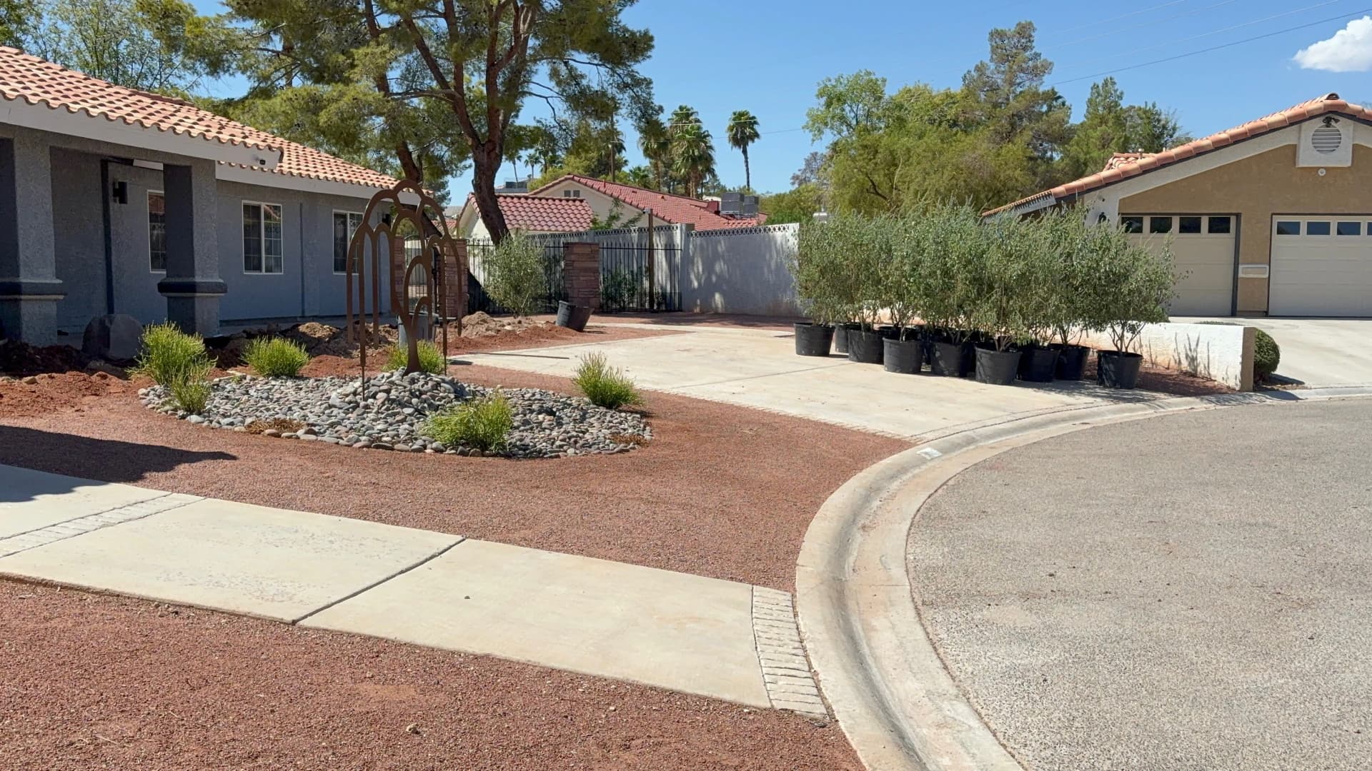 Out With the Old Shrubs, In With Chaste Plants image
