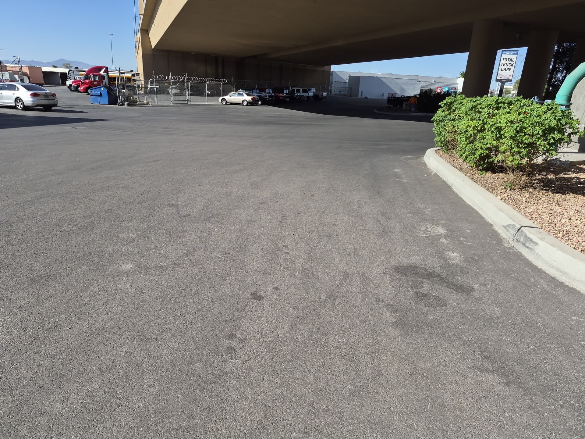 Gallery photos for Commercial Landscaping Maintenance at a Large Las Vegas Truck Facility: Image #6